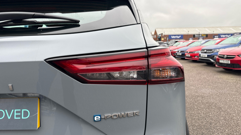 Nissan Qashqai 1.5 E-Power Acenta Premium 5dr Auto Hybrid Hatchback